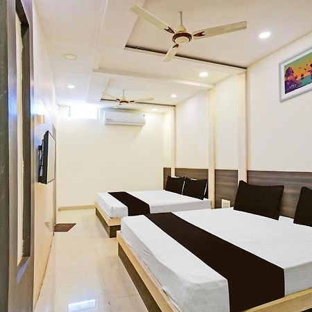 Super Hotel O Shri Shiva Palace Rāipur Kültér fotó