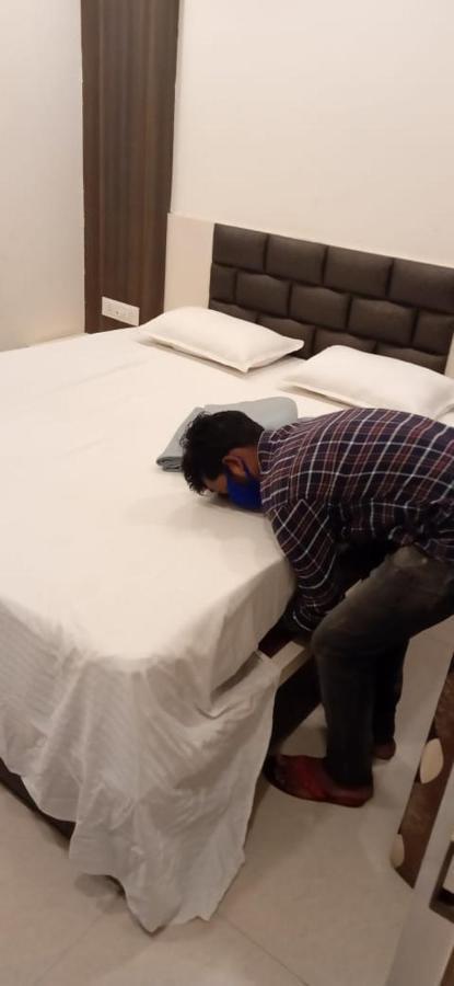 Super Hotel O Shri Shiva Palace Rāipur Kültér fotó