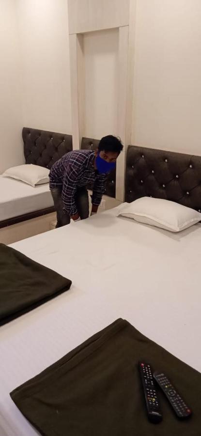 Super Hotel O Shri Shiva Palace Rāipur Kültér fotó