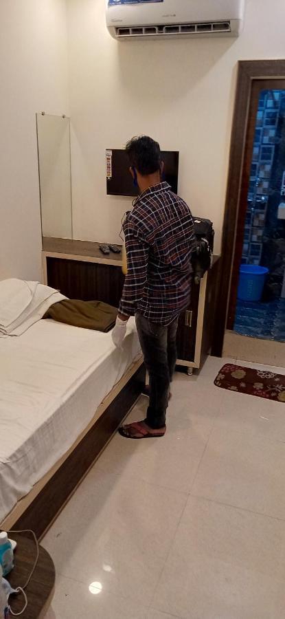 Super Hotel O Shri Shiva Palace Rāipur Kültér fotó