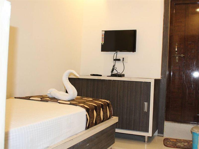 Super Hotel O Shri Shiva Palace Rāipur Kültér fotó
