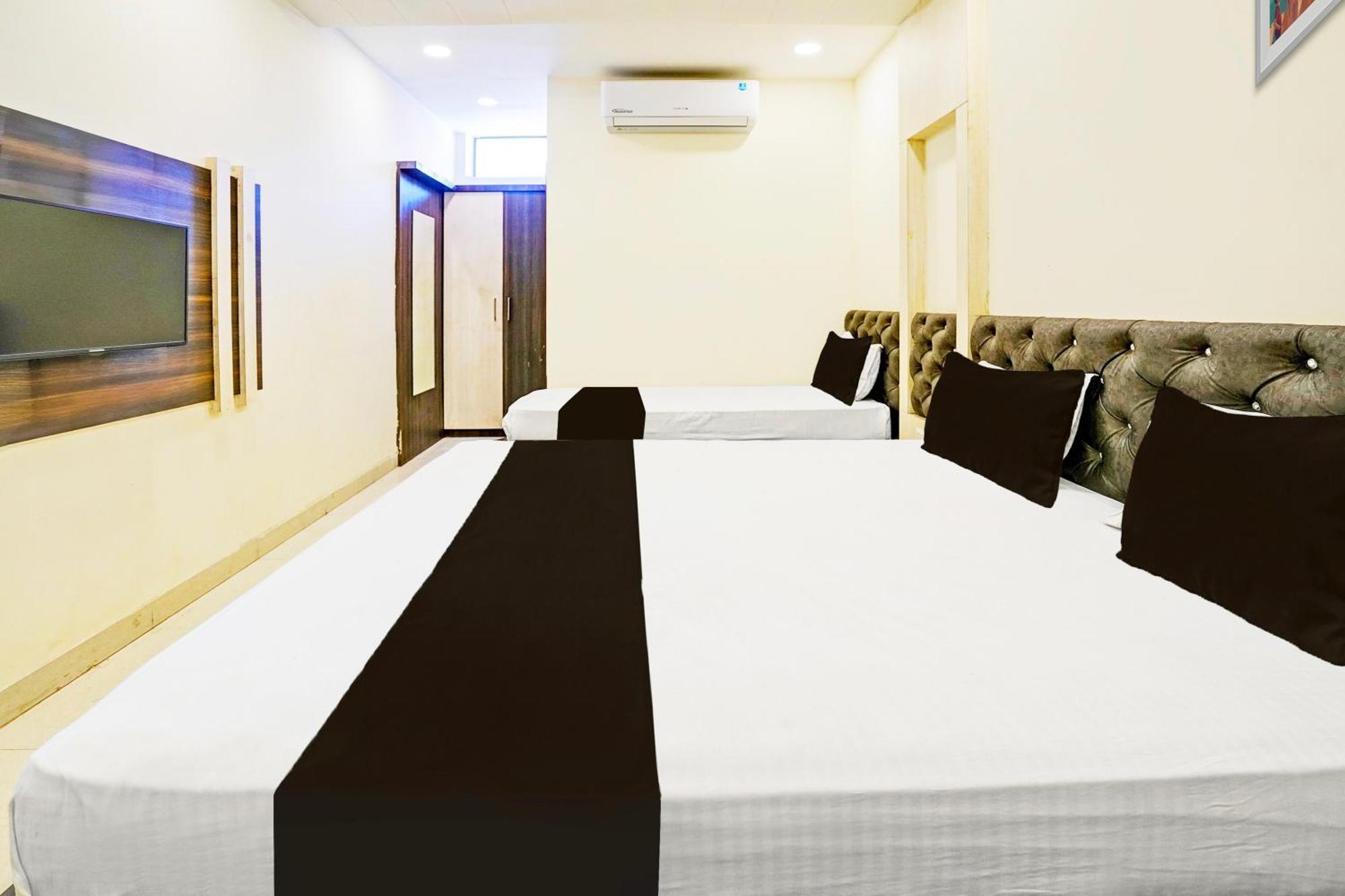 Super Hotel O Shri Shiva Palace Rāipur Kültér fotó