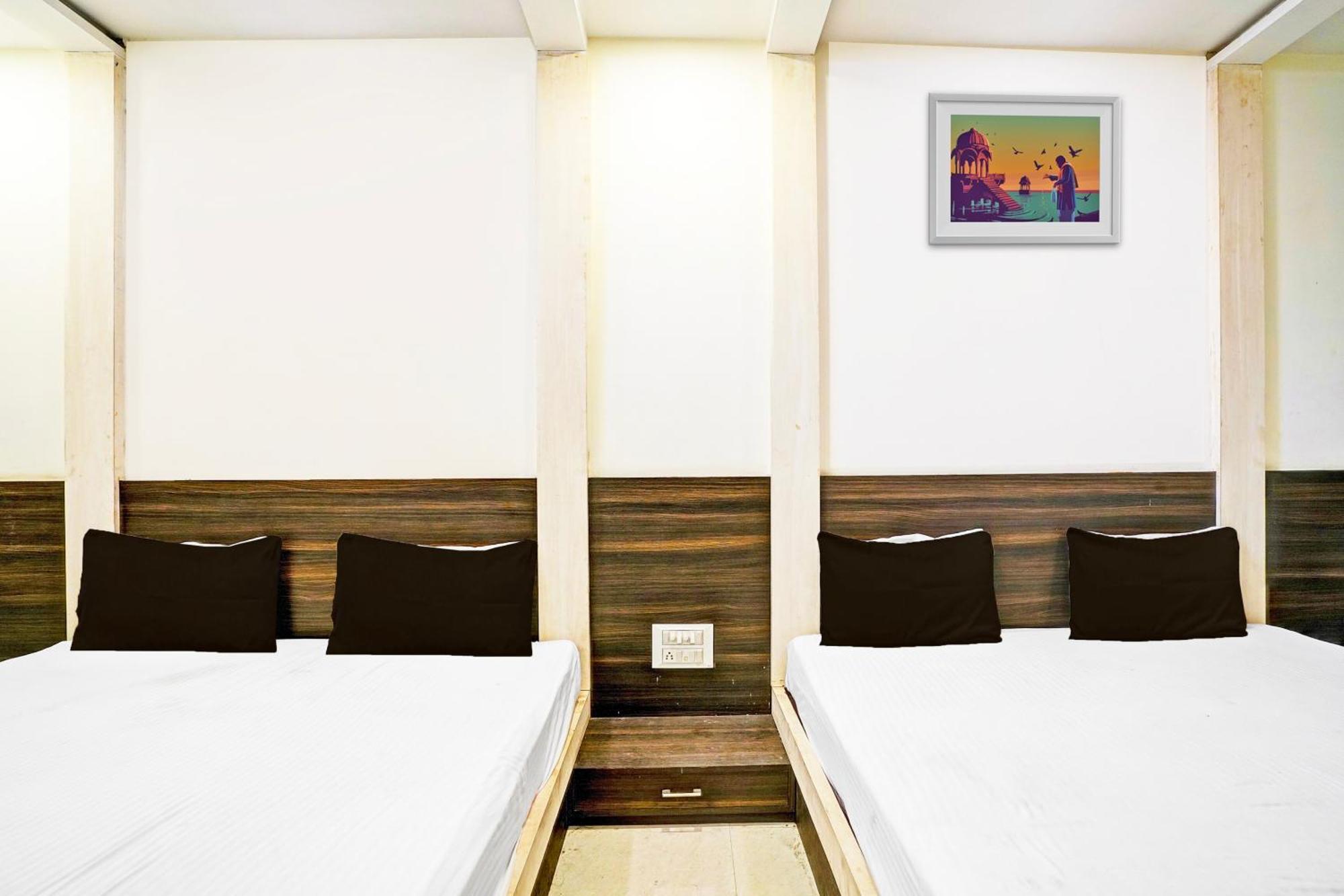 Super Hotel O Shri Shiva Palace Rāipur Kültér fotó
