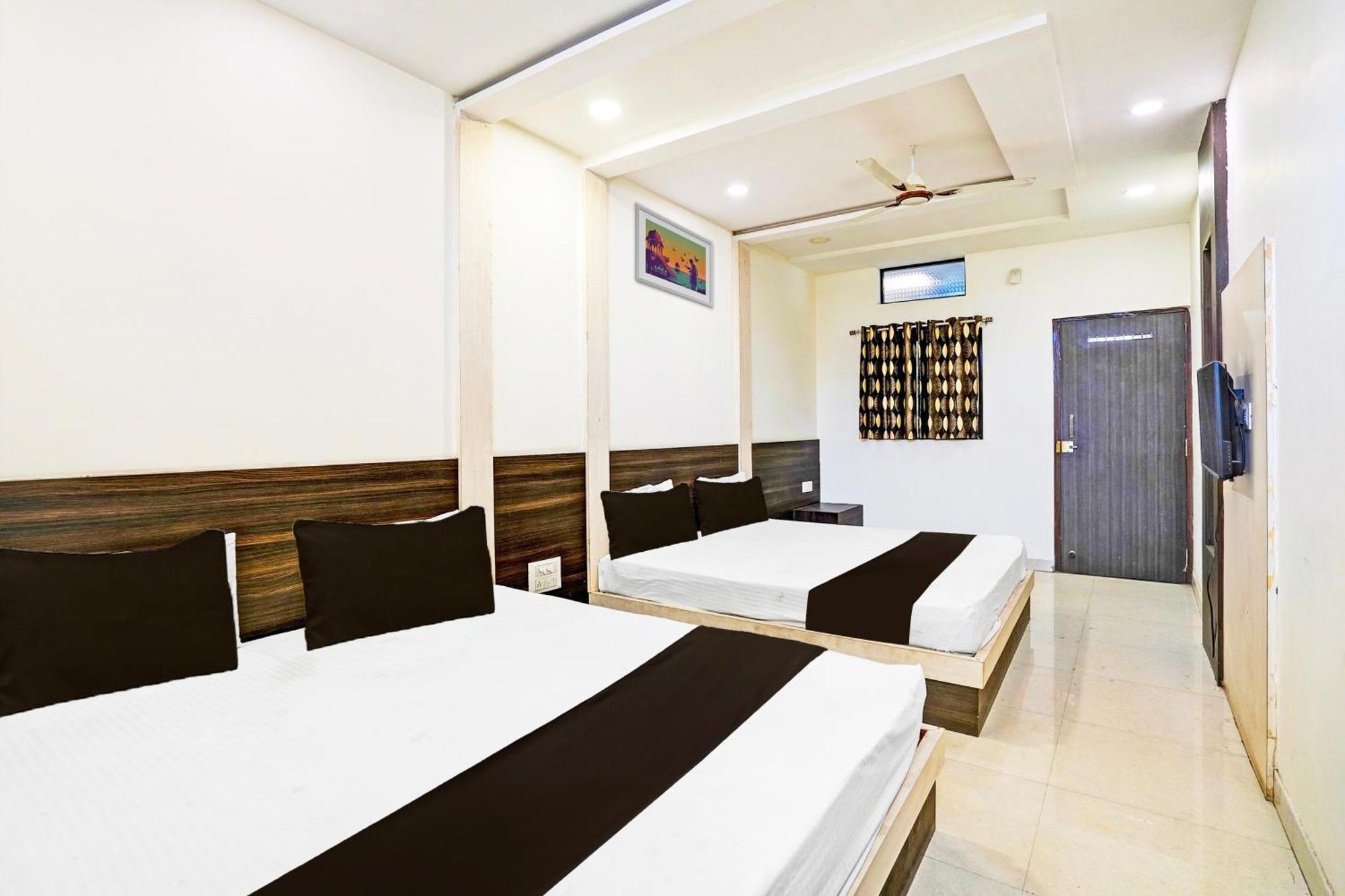 Super Hotel O Shri Shiva Palace Rāipur Kültér fotó