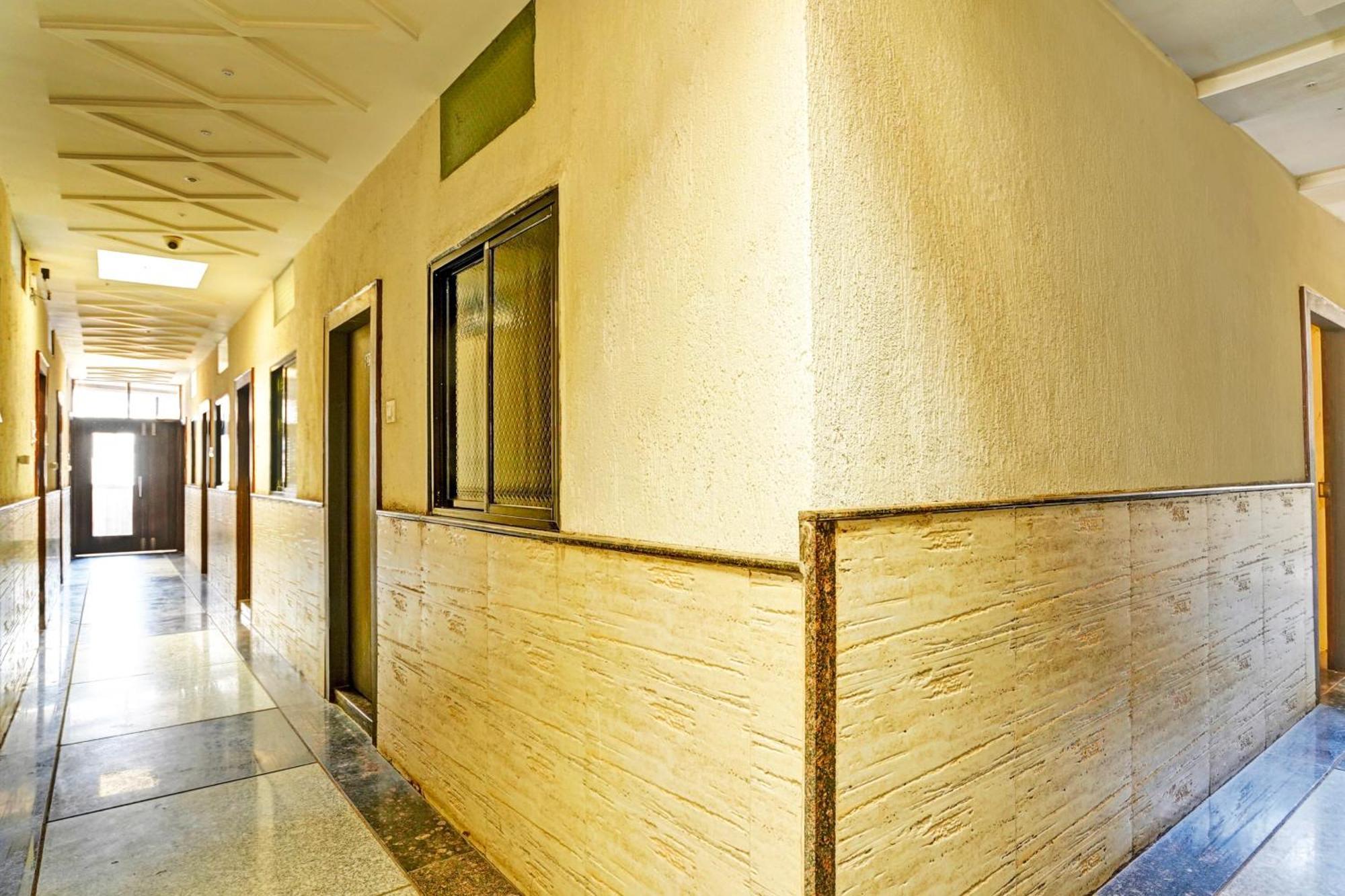 Super Hotel O Shri Shiva Palace Rāipur Kültér fotó