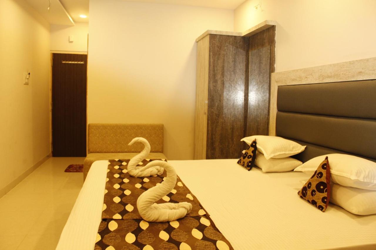 Super Hotel O Shri Shiva Palace Rāipur Kültér fotó